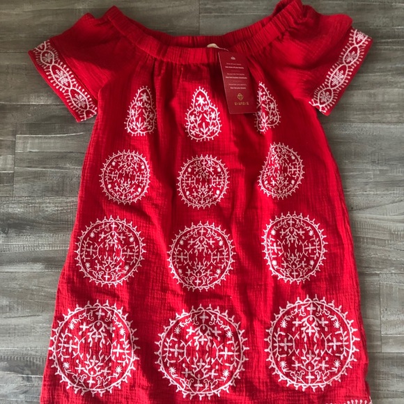 Evereve Dresses & Skirts - NWT Evereve Skies Are Blue Embroidered Dress XS